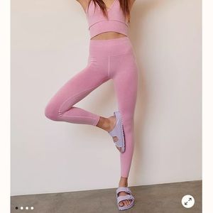 Free people leggings. Heathered pink, size xs/s.